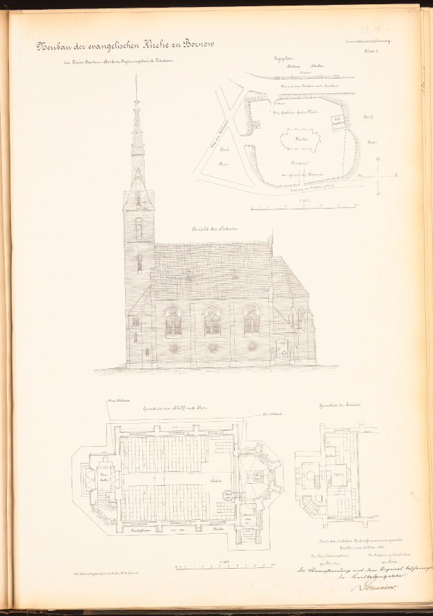 Ein aufgeschlagenes Buch mit einer detaillierten Zeichnung einer Kirche neben Text und Plänen.