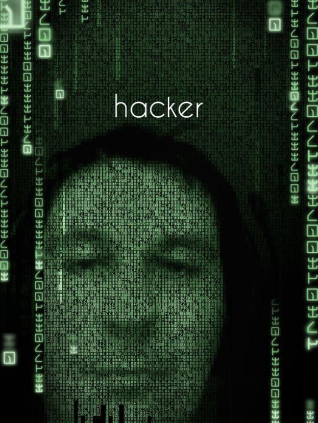 Das Gesicht eines Hackers auf einem Computerbildschirm, umgeben von Binärcode und dem Wort "Hacker" in Textform.