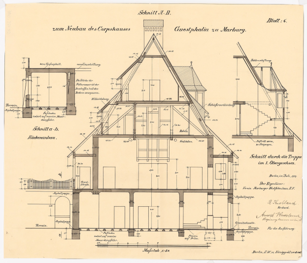 Schwarzes und weißes Architekturzeichnung eines Hauses mit zahlreichen Fenstern und einem Dach, das als erstes Haus in Deutschland bezeichnet wird, begleitet von detaillierten Plänen und Text.