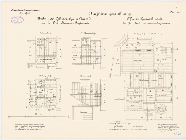 Schwarzes und weißes architektonisches Grundrissbild des ehemaligen Bundeskanzleramts in der Bundesrepublik Deutschland, das detaillierte Layout und Anmerkungen zeigt.